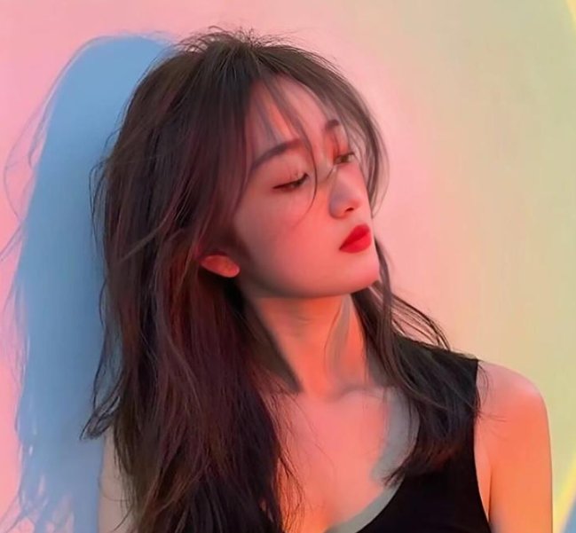 圈养的妇女